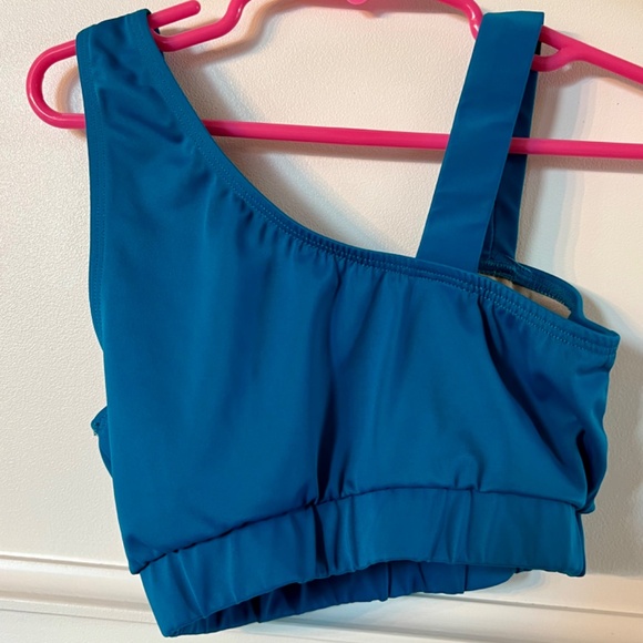 Three THEATRICALS Dance Crop Tops - Child Large - Picture 6 of 14